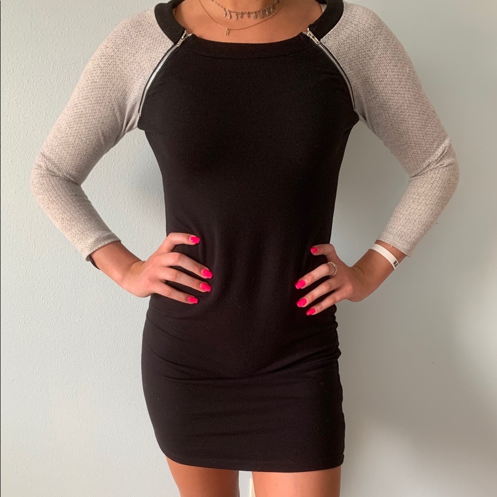 tight fitting 3/4 sleeve dress
